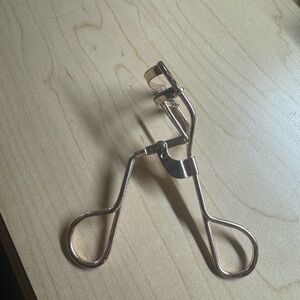 Silver Makeup Tool Eyelash Curler